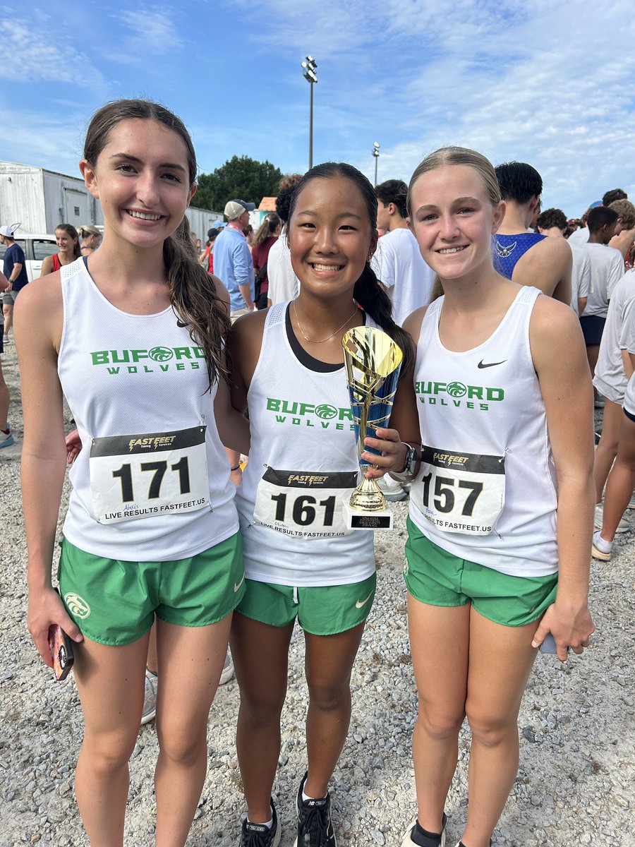 Varsity girls bring home 2nd place at Apalachee Invitational! Jasmine Jones top 10 in varsity girls race and Matthew Jennings in JV boys race! Good start to the season!
