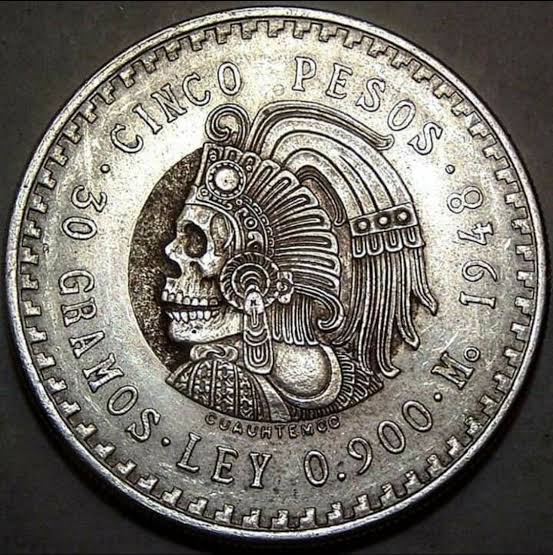 Moneda Mexicana de plata modificada, cinco pesos, 1948.