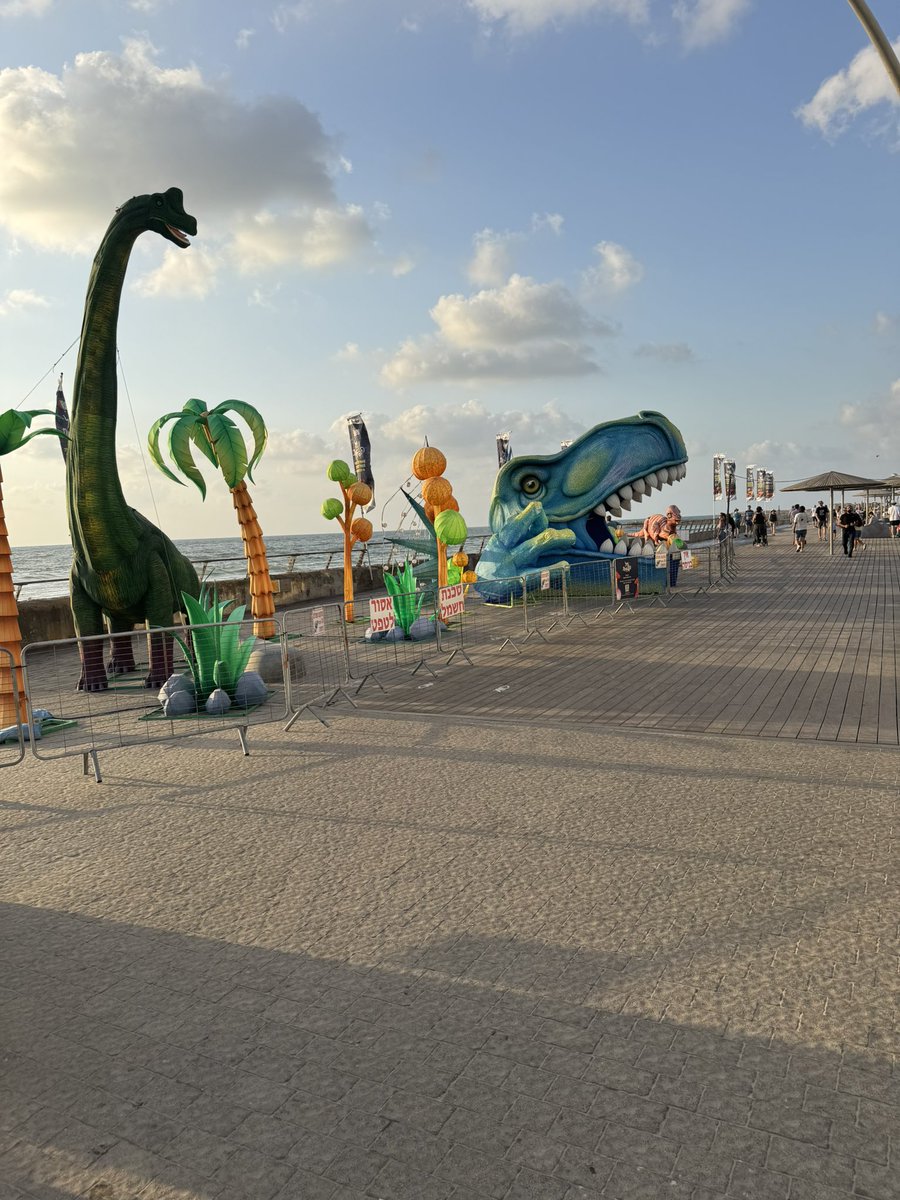 נמל תל אביב עושה מחווה לראשון?