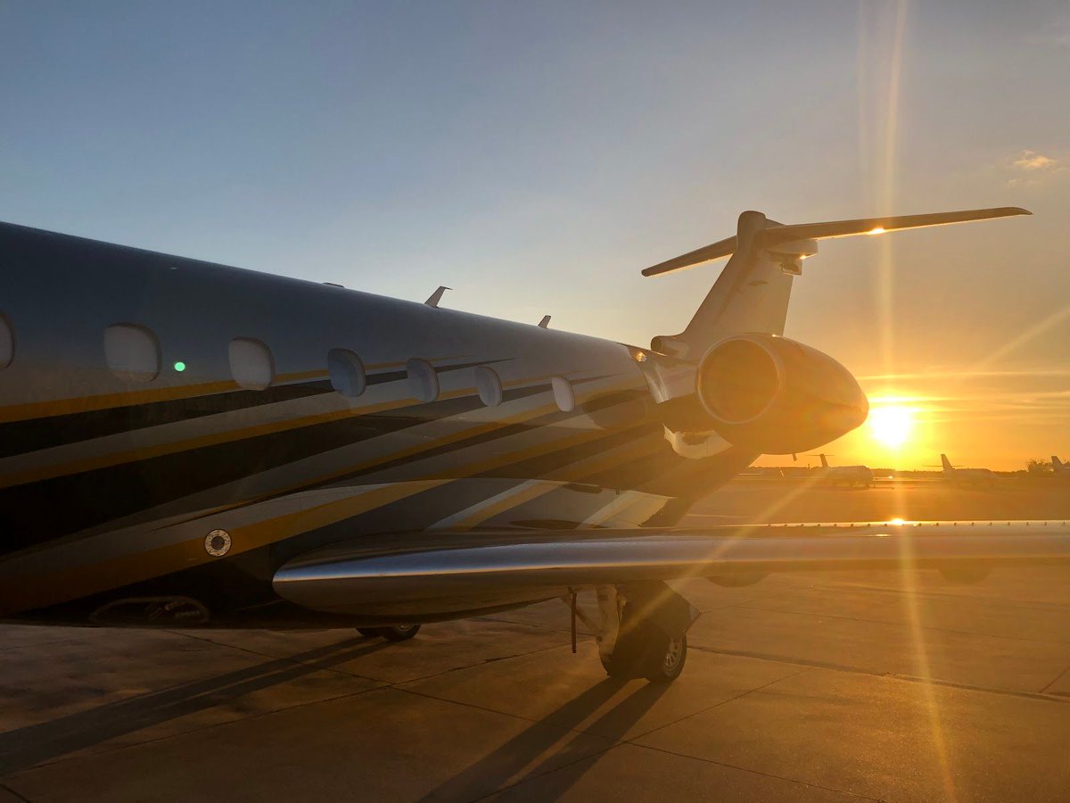 elitejetsnaples's tweet image. Blend business and balance effortlessly. With Elite Jets, you gain hours: breakfast with clients, dinner with loved ones. Time well-traveled is time well‑spent. 
#PrivateJetLife #TimeIsLuxury #EliteTravel #SkipTheCrowds #JetOnYourTerms #EliteJets