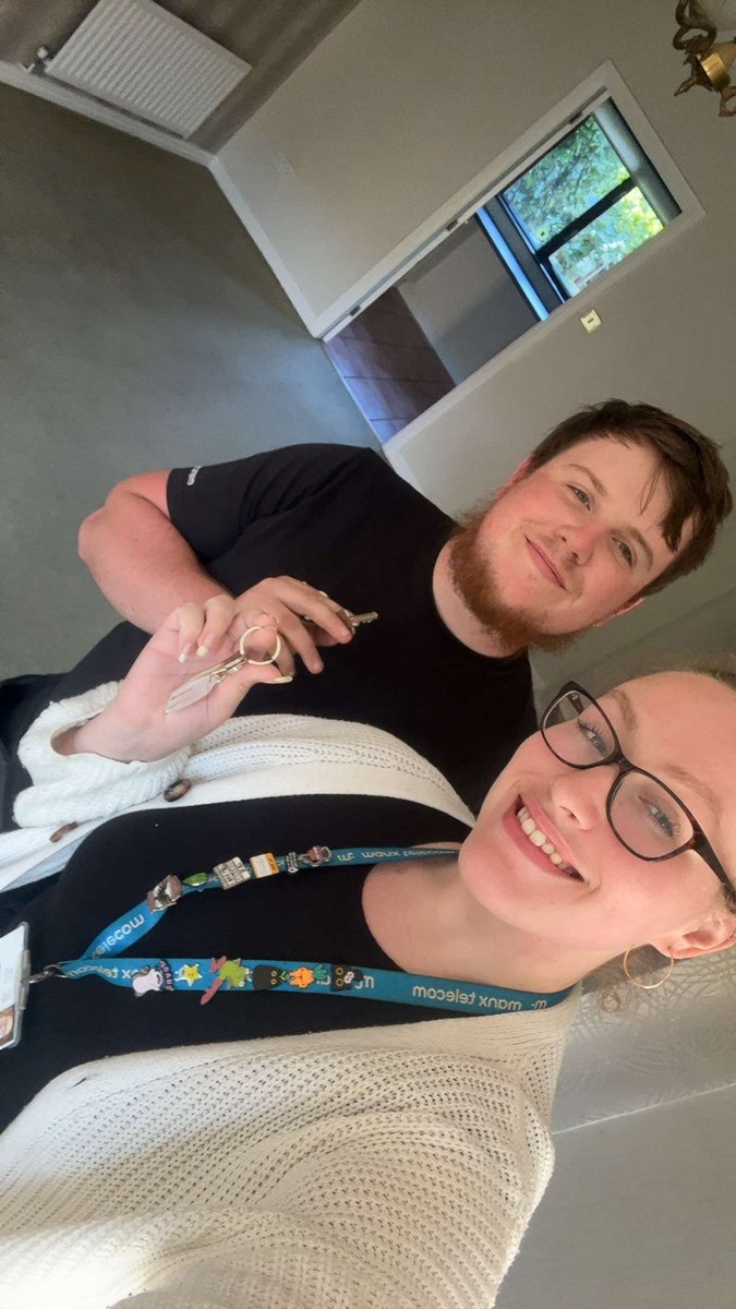 xitzReqz's tweet photo. #homeowners We got a house!! Not rented, owned! Plus games/office so new scenery bigger room better streaming space 👀 https://t.co/cvoalq38NS
