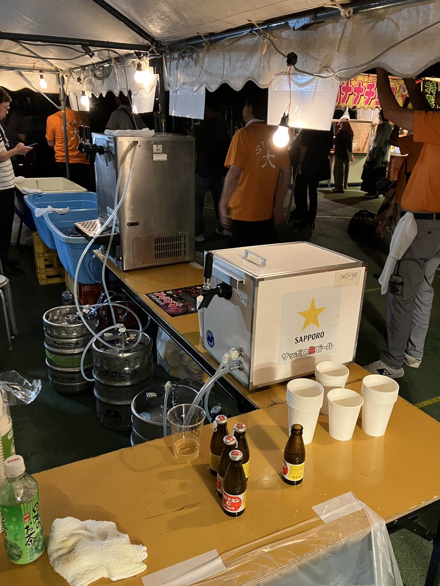 今年の箱根強羅大文字焼きも無事終わりました🎆
強羅のホテル関係の方の協力もあり、ドリンク売り場も完売です👍
最後の夏は息子と肩車で😁
#小田原　
#箱根
#箱根大文字焼き
#株式会社古川　
#わが街のパワーに
#肩車10分はきつい