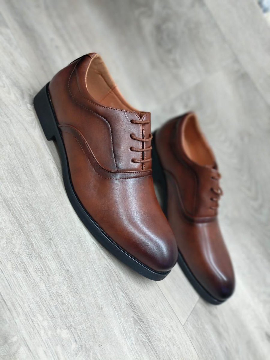 Hussein    Nico Williams    Bila katiba hakuna rights    SportyBet is back   #HomeOfChampions 
🔅We deliver countrywide 
🔅Size 39 to 45
🔅Price drop  3800
🔅Call/WhatsApp 0758127894
#footwear #kicks #shoes