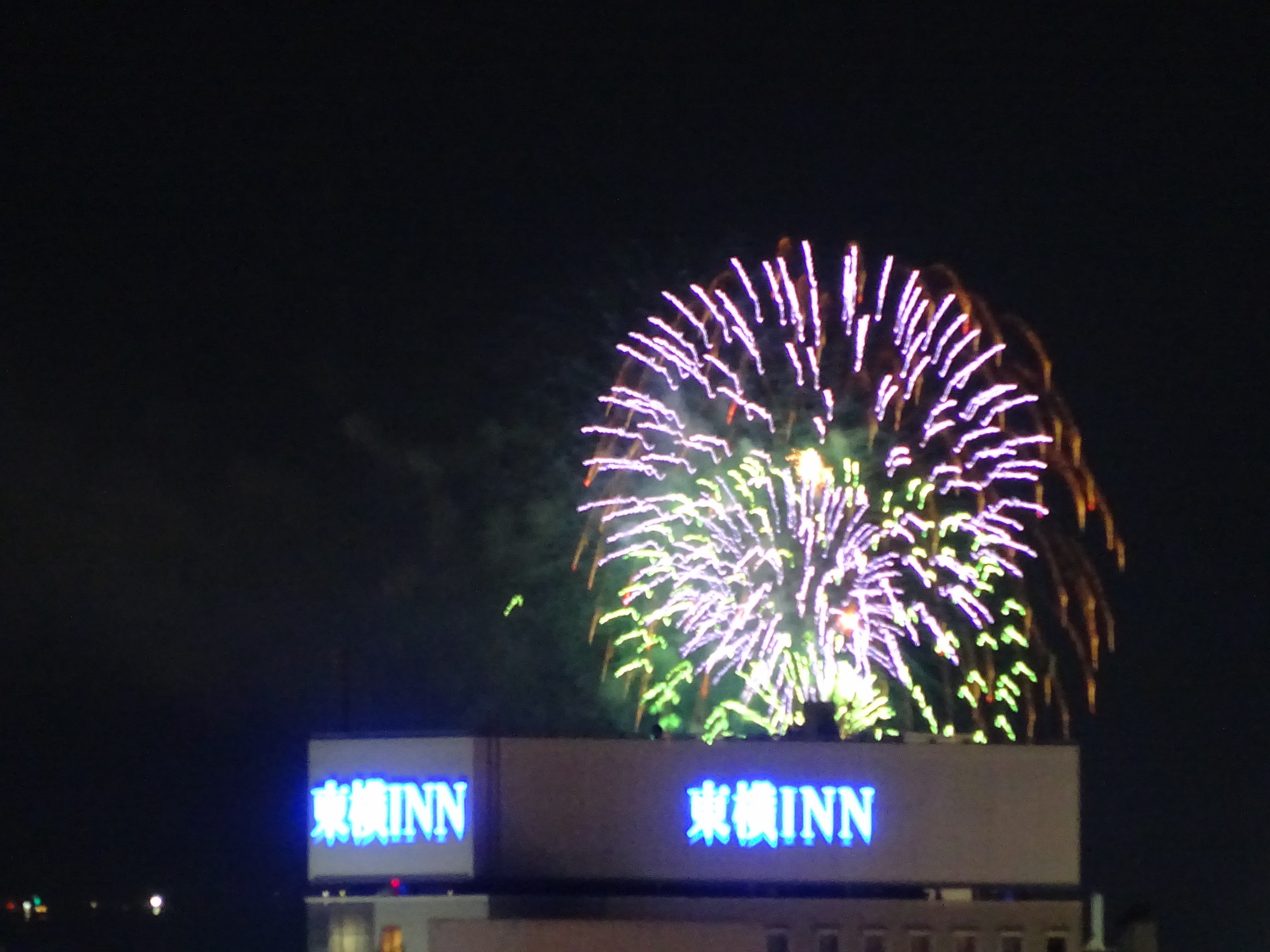 花火日和 こんばんは！ 8月8日びわ湖大花火大会が開催されるので