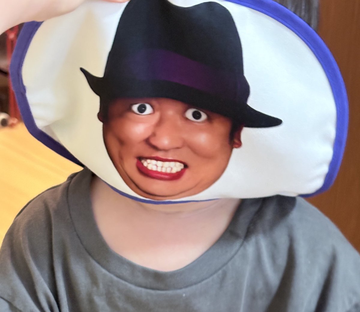 hikikomoritai28's tweet photo. あ義母さんに貰ったスタイ面白い🤣 https://t.co/LgmlhjY64k