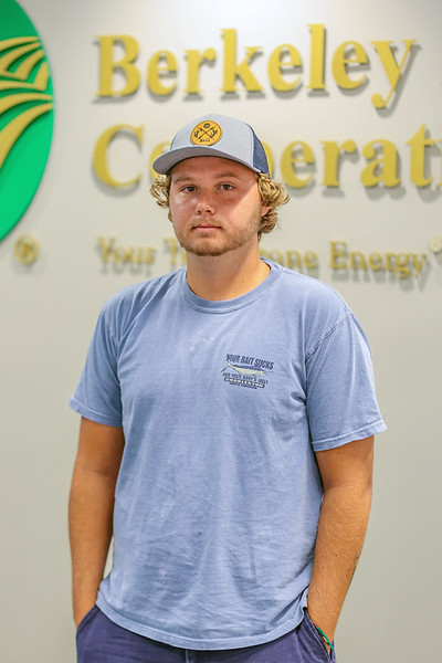 BerkeleyElectr3's tweet photo. Happy #WorkAnniversary to Jackson Wood, who has served #BerkeleyElectric members for 2 years! Wood works as an Apprentice Lineman III in #MoncksCorner.
#PowerOn #ThankYou #Team #Dedication #BEC #Celebrate #BECanniversary #CHS #CHStoday #CHSnews #Cooperative https://t.co/DZwYicC1DB