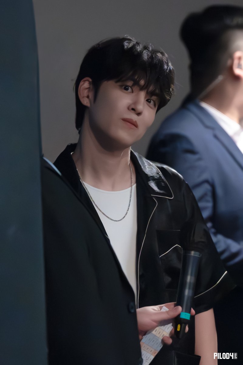 250816 6days 무대인사     
#데이식스 #DAY6 #원필 #WONPIL