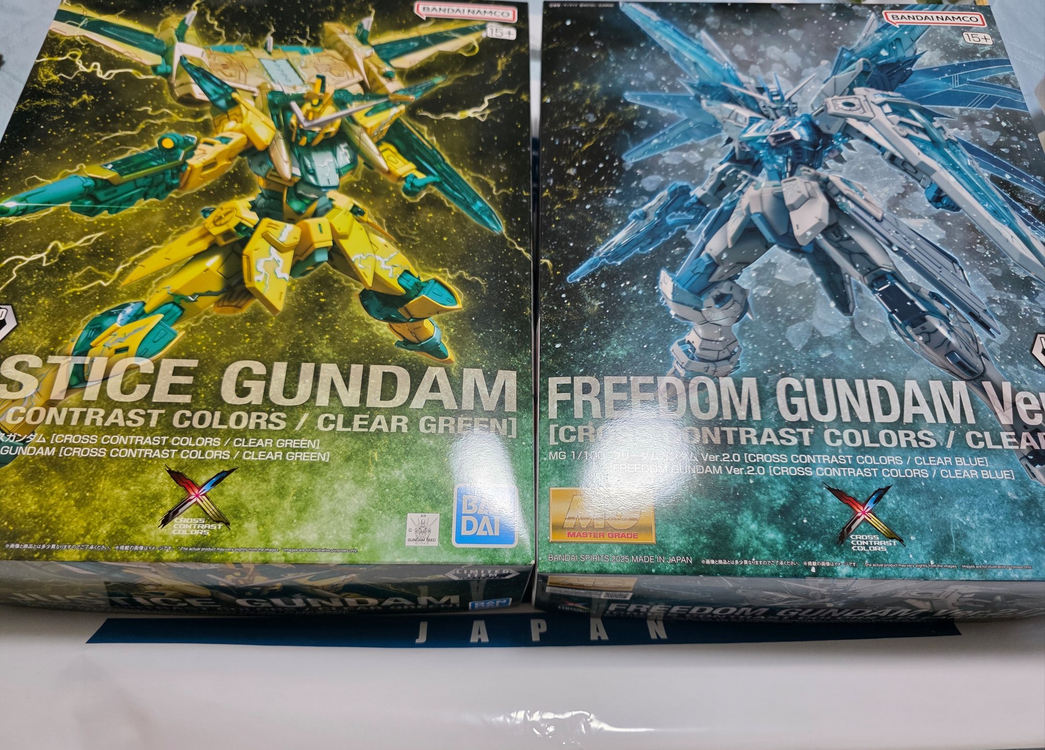 MG フリーダムガンダム2.0 ジャスティスガンダム クロスコントラストカラー 氷・雷を思わせる色合いがクール！特別カラーのMGガンプラ