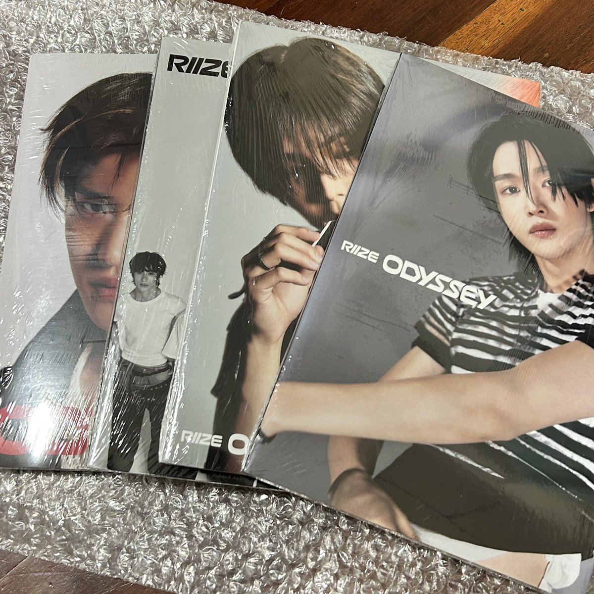mmyrnx's tweet photo. wts / พร้อมส่ง 💖

อัลบั้ม fansign odyssey (ไม่แกะ) 
✅ ซองชาน โซฮี โชทาโร่ รวม
— บั้มละ 100฿

ค่าส่ง +30฿

#ตลาดนัดriize #ตลาดนัดน้องข้าว https://t.co/wCfCJtQl0G