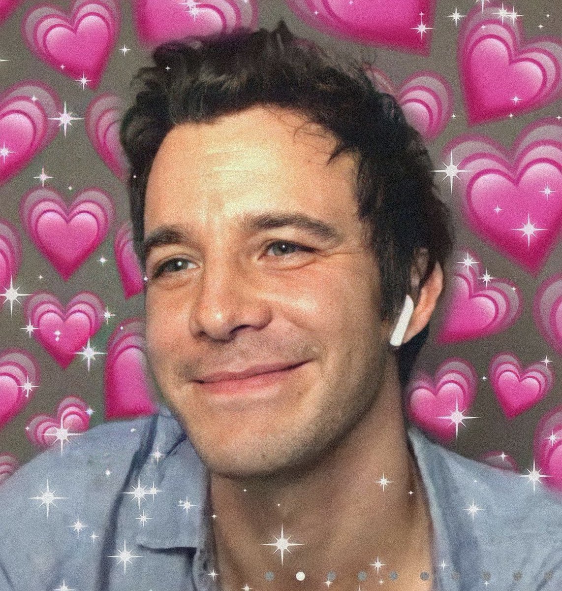 _thompsoncloud's tweet image. 💗
•
•
•
•
•
•
•
#lukethompson #alittlelife #bridgerton
#benedictbridgerton #fanpage