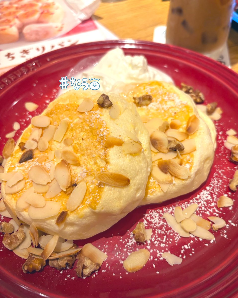 ひとりになりたくなったからお散歩➕こんな時間にパンケーキ食べてる🥞💛☕️