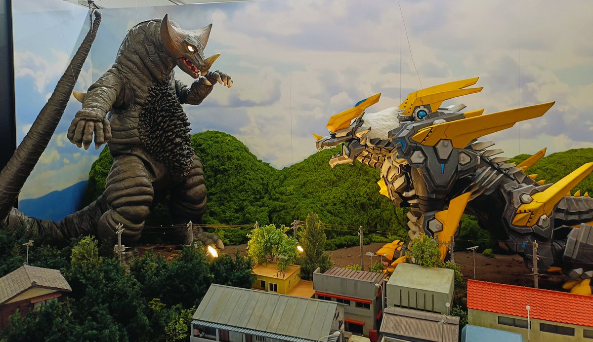 今日の #ウルトラマンオメガ トライガロン初登場回でしたね！ 先日