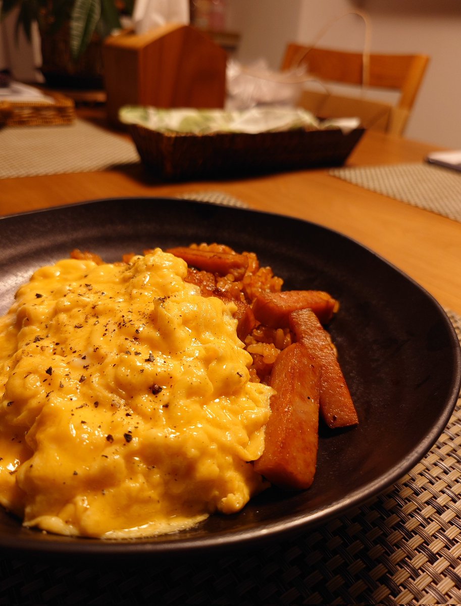 ginjyo_coffee's tweet photo. スマホ新調を機にシャレオツな写真を練習しようの巻📸🍴
#おうちごはん https://t.co/CG8QjZorwd