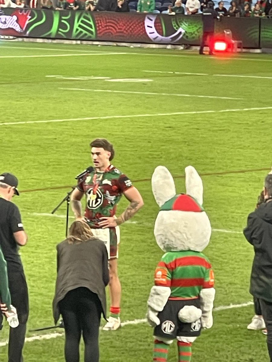 Tallis Duncan was the Eric Simms medalist. ❤️💚