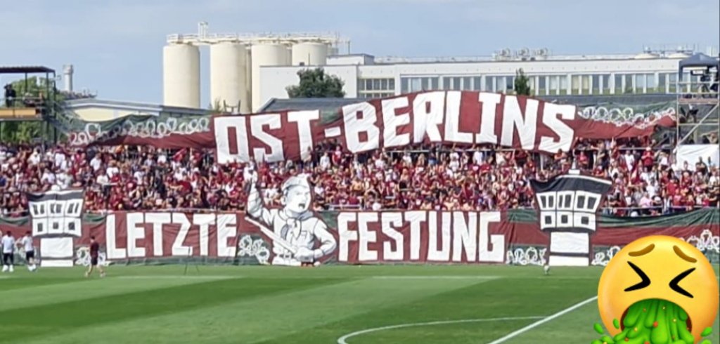 Robert Willemelis ... ๐๐โฎ๏ธ (@robertspd) on Twitter photo Der <a href="/DFB/">DFB (Verband)</a> scheint die Choreo vom BFC nicht geschmacklos zu finden oder wo bleibt die Spielunterbrechung? Oder braucht es erst das Fadenkreuz bis die Anspielung zum Jahrestag der Mauer eingeordnet werden kann? #DFBPokal Der <a href="/DFB/">DFB (Verband)</a> scheint die Choreo vom BFC nicht geschmacklos zu finden oder wo bleibt die Spielunterbrechung? Oder braucht es erst das Fadenkreuz bis die Anspielung zum Jahrestag der Mauer eingeordnet werden kann? #DFBPokal