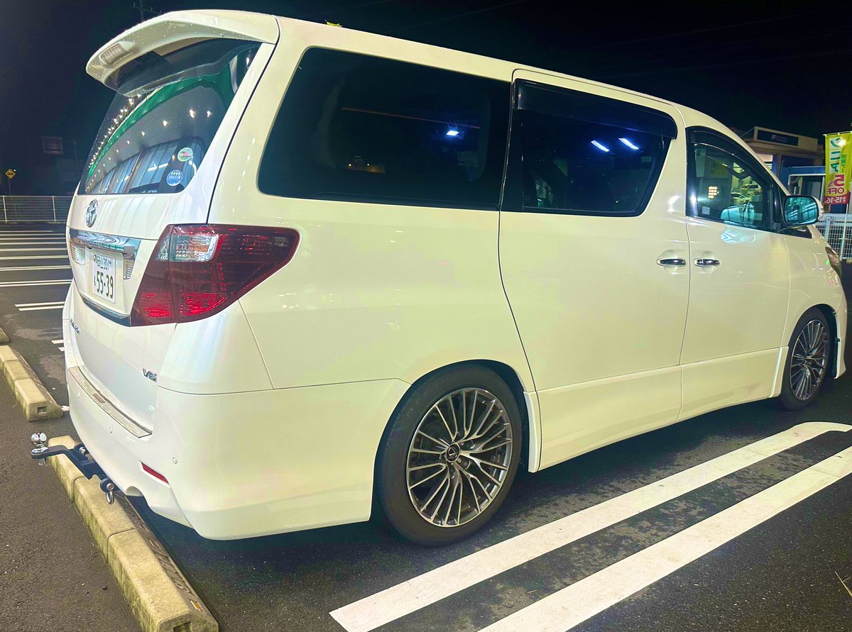 ｹﾞﾀﾌｧｰﾄﾞひとまず完成✌️
ツラ出しがもうちょいですが、、、
あとポン付け出来るブレーキ流用ネタ知ってる方おられたらおしてえ下さい🙇
ﾌﾞﾚｰｷｺﾞﾐｽｷﾞﾅﾝﾖ👼