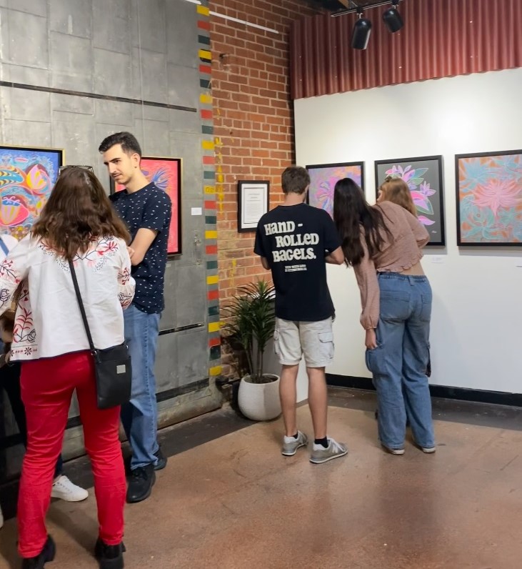 RO_Art_US's tweet photo. Dear friends,
Here are some photos from my solo ROArtUS exhibition "Love Through Amulets" held at @artworksrva
ROArtUS ππ₯°π
#exhibition #soloexhibition #painting #art #acrylic #artist #ROArtUS #RO_ART_US @ro_art_us