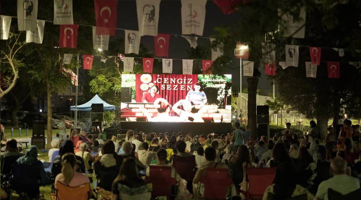 Bayraklı'da Açık Hava Sineması keyfi 

sonkaleizmir.com/haber/Bayrakli…

<a href="/bayraklibld/">Bayraklı Belediyesi</a> <a href="/irfanonal/">İrfan Önal</a> #açıkhavasineması