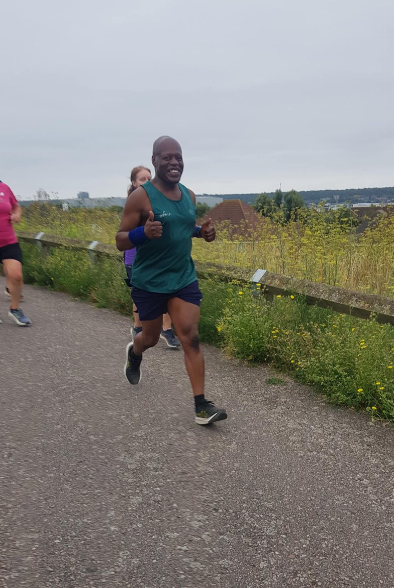 Beautiful morning at <a href="/parkrunUK/">parkrun UK</a> with friends at <a href="/ThamesPparkrun/">Thames Path parkrun</a> 🌞

Nothing beats the joy of unexpected reunions — that’s the magic of parkrun!

Big shoutout to all the amazing volunteers 🙌

#loveparkrun 
<a href="/burgessparkrun/">Burgess parkrun</a> 
<a href="/herspirituk/">Her Spirit</a> 
<a href="/UKRunChat/">UKRunChat</a> 
<a href="/Bgdrunuk/">Black Girls Do Run UK ®</a> 
#SaturdayVibes