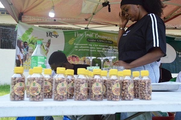 FestalRdc's tweet photo. 🗓️ Du 15 au 17 août 2025, venez découvrir les différents exposants de la 3ème édition du Festival des aliments traditionnels et locaux (#FESTAL) au campus Saïo de l'université Omnia Omnibus dans la commune de Kasa-Vubu📌 👇
1/2 https://t.co/9MpYHryQls