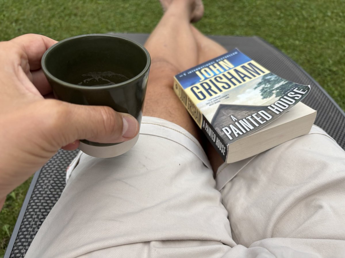 Allen ein schönes Wochenende. 
Geht raus macht Sport, lest ein Buch und macht die Welt ein kleines bisschen besser.