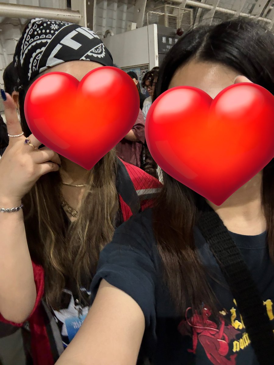 1d_ThisTown's tweet photo. Hit me hard and soft 🔥
あっという間すぎた最高のライブだった😭😭
一人参戦怖かったけど色んな人とはじめましてできて嬉しかった😔❤️‍🔥❤️‍🔥❤️‍🔥 https://t.co/kwtIntSYzT
