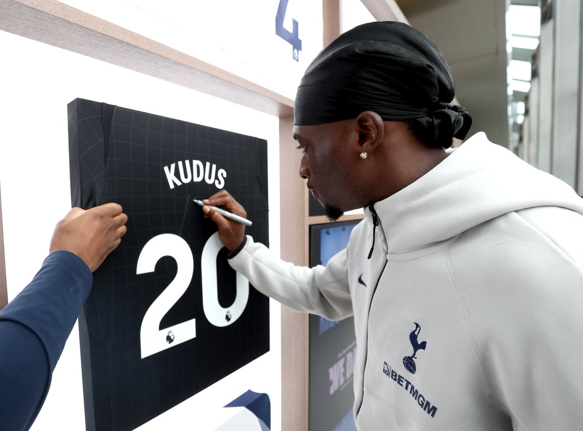 Spurs_PT's tweet photo. ⭐️🇬🇭 https://t.co/iPHz44zCJG