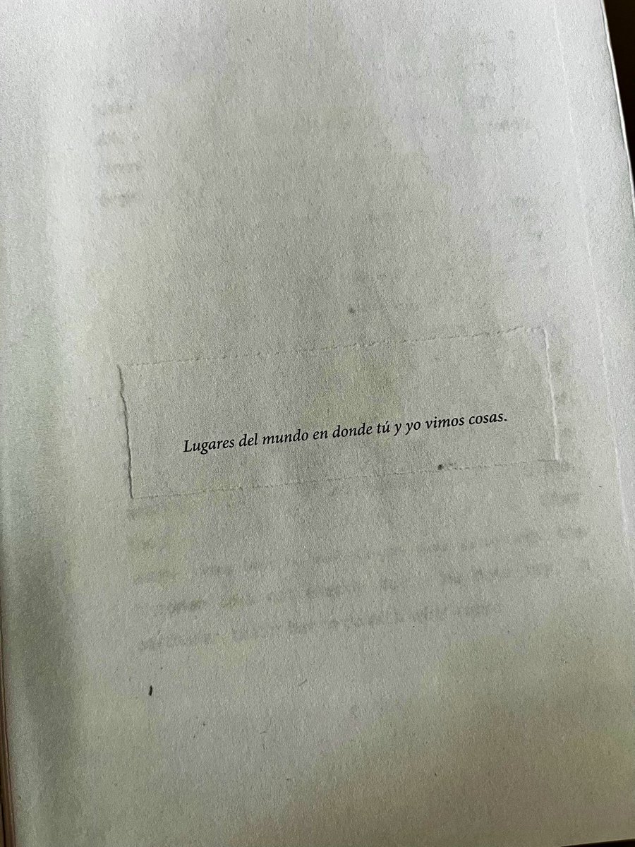 Un solo verso de Anne Carson pero todo un mundo de historias e imágenes singulares en la mente de cada lector.