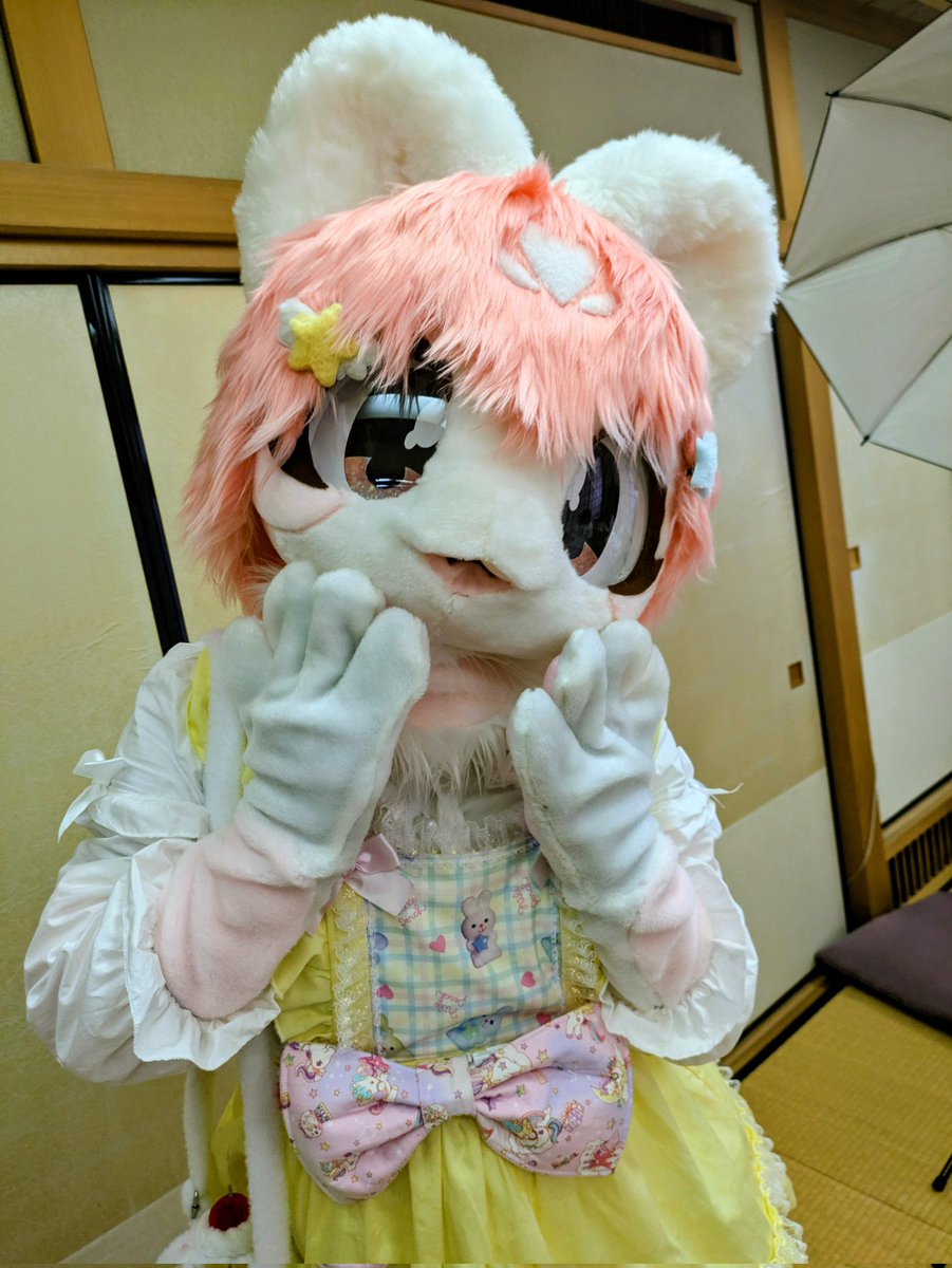 もにた tweet media