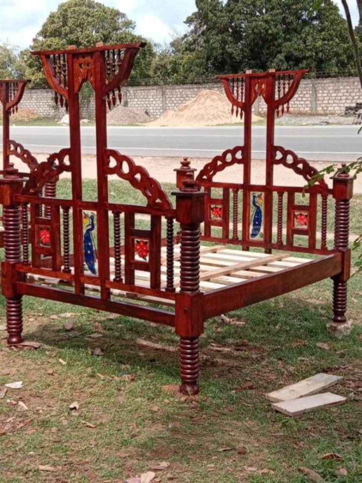 Bromeech's tweet image. Saa hii ndio wakati mwafaka wa Kupata Dame. Vile EPL imeanza Maninja  hawana time na warembo wao.