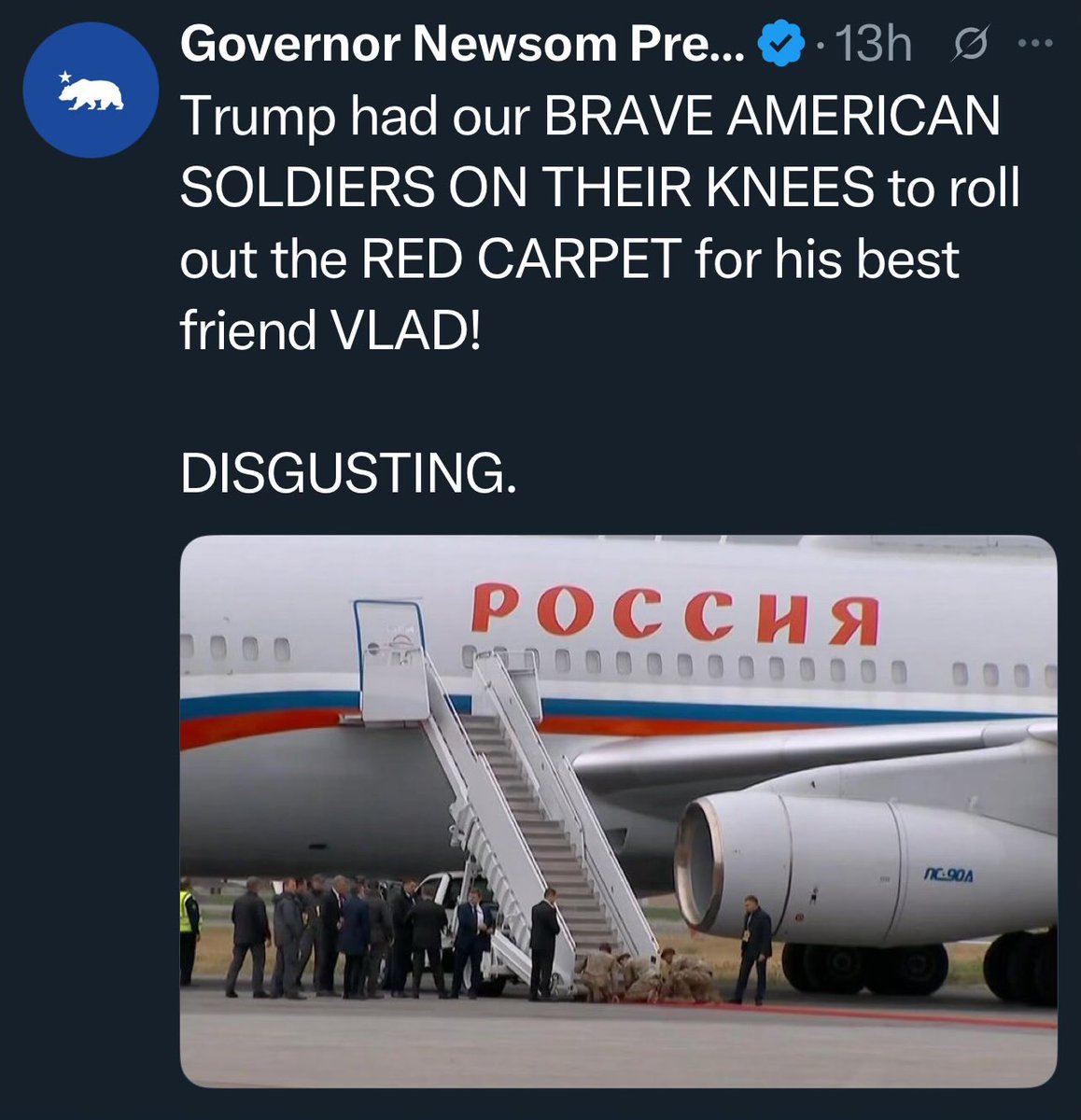 jaybrigitte's tweet photo. @WhiteHouse This photo will go down as the most disgraceful in American history.
@PeteHegseth @SecDef @SecRubio #Putin #TrumpisPutinsPuppet #PutinsPuppet #AlaskaMeeting #TraitorTrump #TreasonTrump #TreasonSummit https://t.co/ayp9L5eMd1