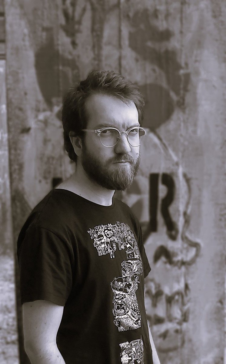 A arte não se limita a criar: atravessa-nos como forma de existir. 
Entrevista com Abraham Pérez.
quiasmo.net/2025/03/12/ent…