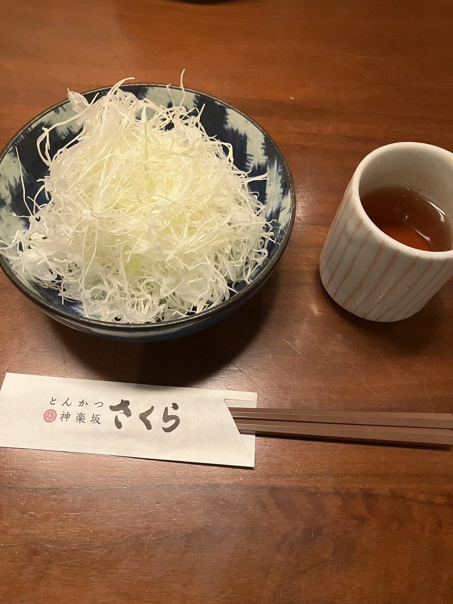 chiiilin's tweet photo. 定食っぽい https://t.co/U8fIoSYimr