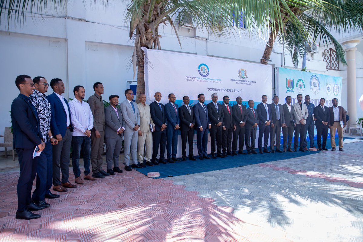 Arahman2009's tweet photo. 🇸🇴Today, Somalia marked a historic milestone with the soft launch of Digital Signature under the SFMIS system.
✔️ First certificates issued
✔️ Strong governance &amp; accountability
🔜 Full Go-Live on 30 Aug 2025.
#DigitalSignature #IMF https://t.co/DaRSKaN0G6
