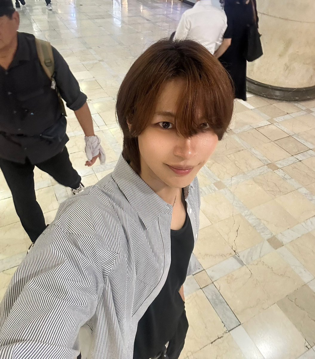 1chika_official tweet picture