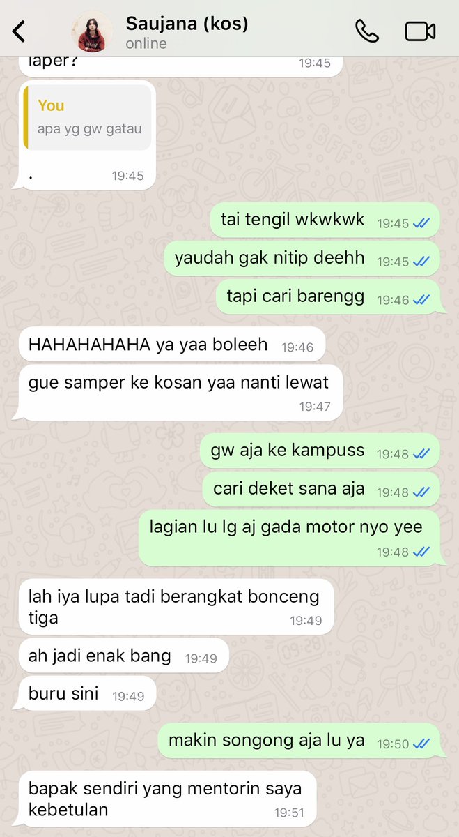 sinipuIang's tweet photo. mumpung masih agustus, boleh dong ya segitiga bermuda balik lagi....

[a syongsok + syongseong? syongppi? bamnyangz? APA NAMANYA SIH? few tweets au] https://t.co/QqKMtXulrr