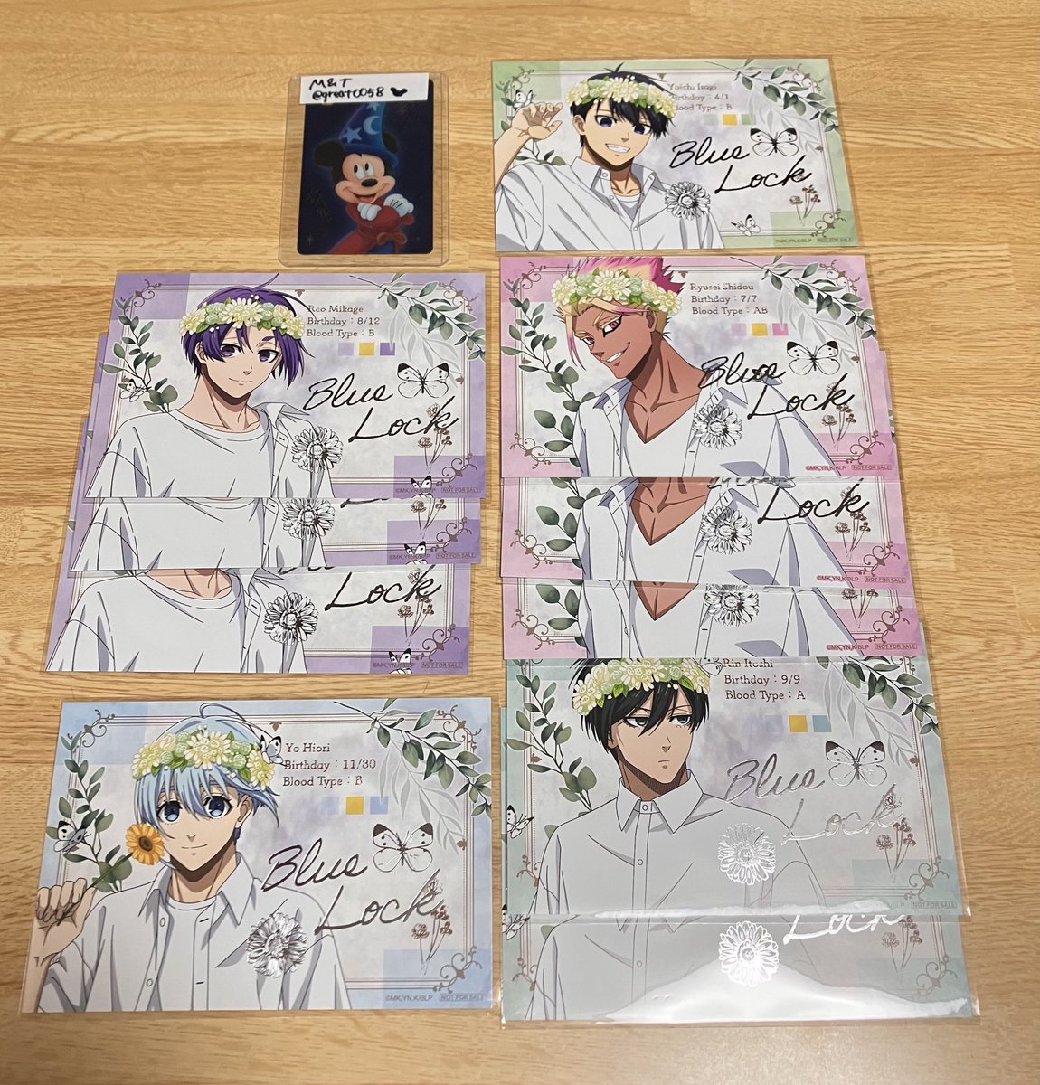 交換 ブルーロック flower crown
特典 箔押しイラストカード

譲 潔 凛2 氷織 玲王3 士道3
求 凪