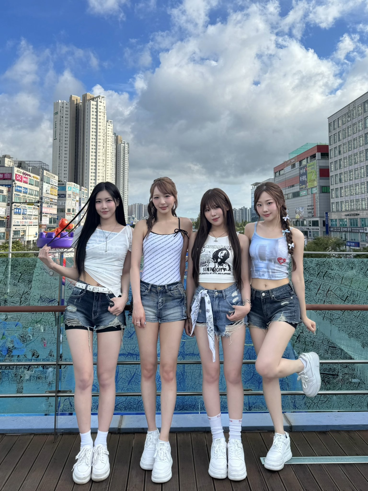 GyeSJQGasAAHTGe?format=jpg&name=large