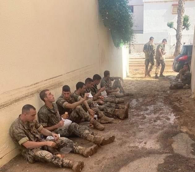 PatriotaCanaria's tweet image. ¿QUIEREN MÁS PRUEBAS ESPAÑOLES PASIVOS?
#Espabilad
#Espabilad
@1905Civil 
@Macarena_Olona 
@Eduolivabueno 
@pilaruramos 
@navedelmisterio 
@JuntosGc62382 
@jucilguipuzcoa1 
@AntidisturbiosU