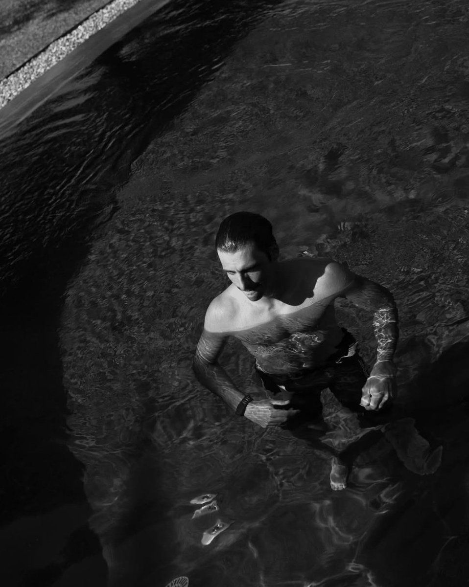 roses are read
the sun gives off heat
if your legs are tired 
use my face as a seat