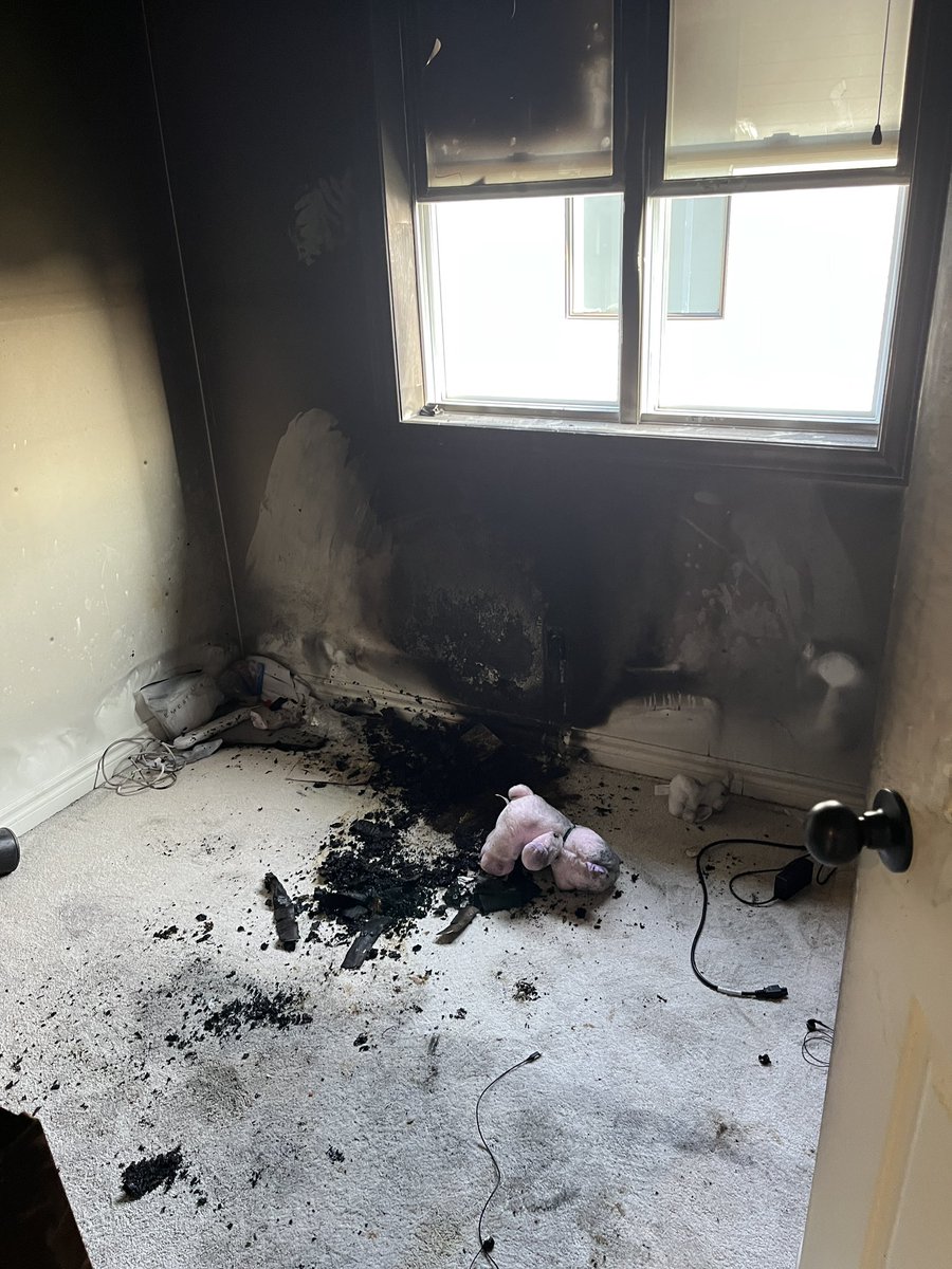 London Fire Department tweet media