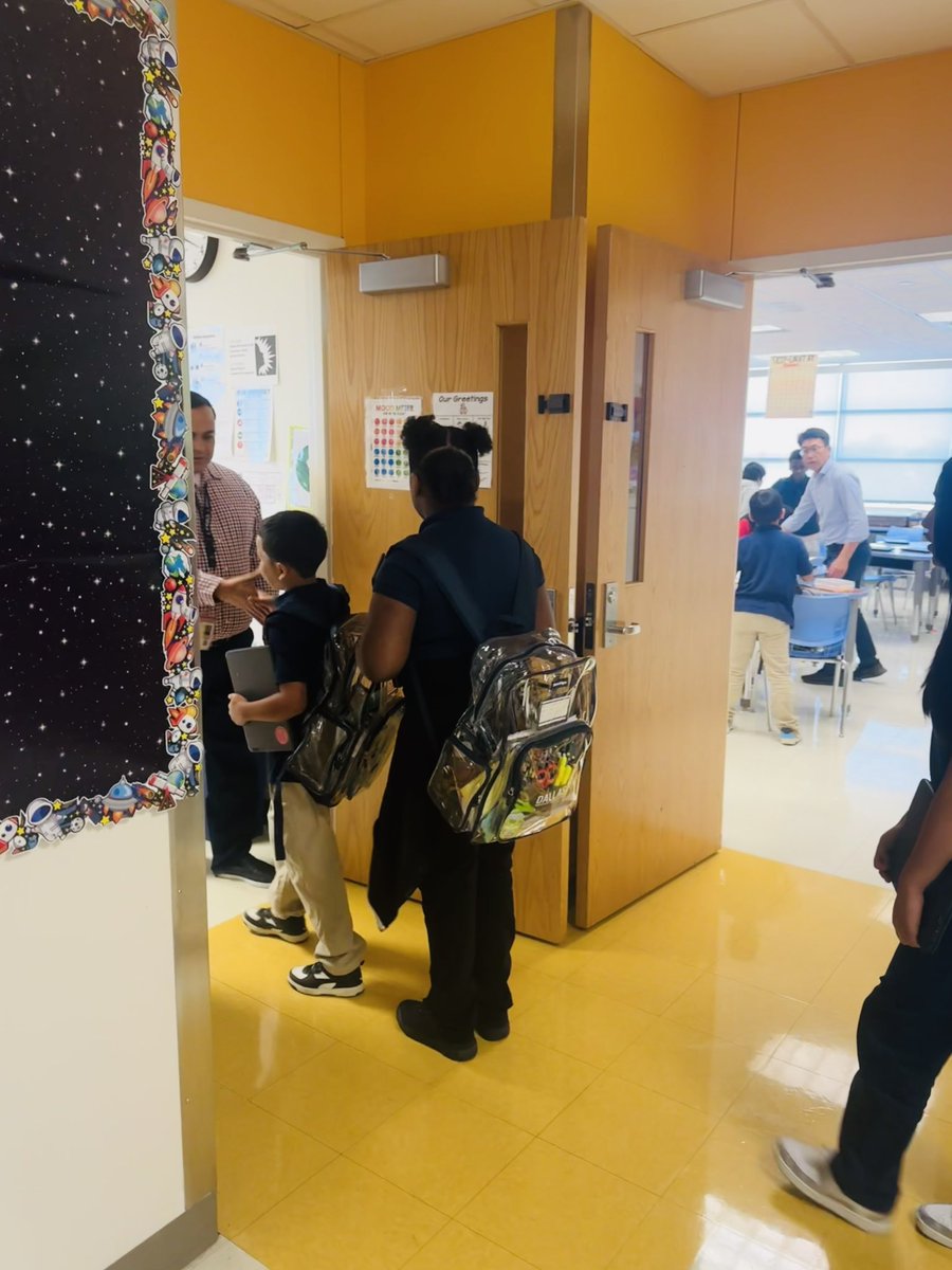 SoniaLoskot's tweet image. Day 3 – Joe May Mavericks ⭐
Positive energy and joy were everywhere today! Classrooms were alive with strong, high-quality lessons that kept students engaged and learning at the center. 💡📚
@RyanZysk @Region6_DISD @JoeMayES @TJVT_Dallas