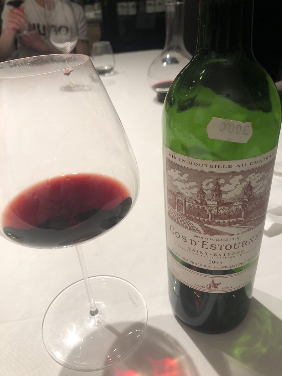 Chateau Cos d'Estournel Saint-Estephe 1995 - 95 Points