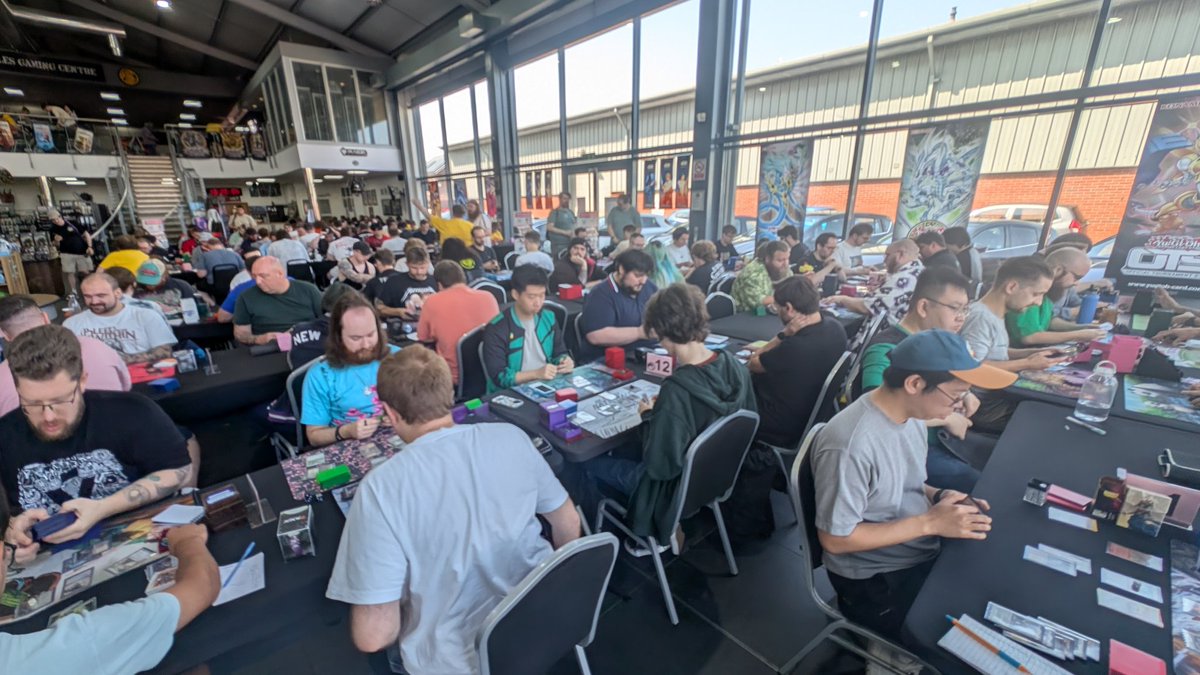 Battling today in the <a href="/AxionNow/">AxionNow</a> Mega Modern (8 rounds) playing BW Blink

Currently 3-1 losing to Amulet ofc