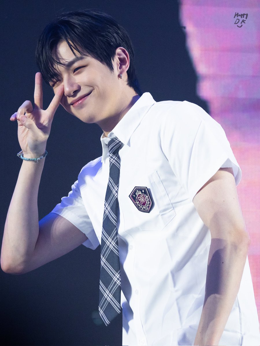 HappyDaniel1210's tweet photo. 250816 KANG DANIEL FAN MEETING in HK Preview
✌️✌️
#강다니엘 #KANGDANIEL
#姜丹尼尔 #カンダニエル #ACTNEWEPISODE https://t.co/GL4yURXngR