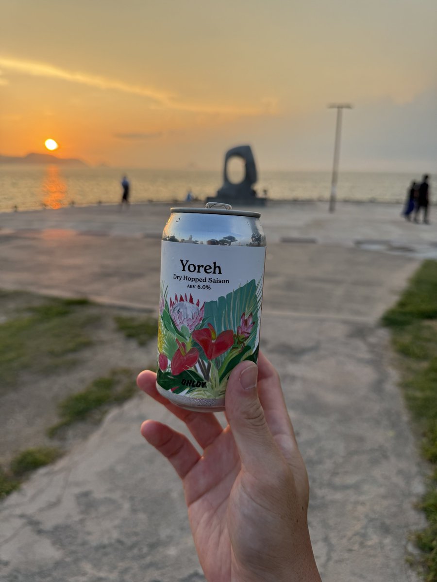 海見ながら飲むビールは最高においしいね🙌✨