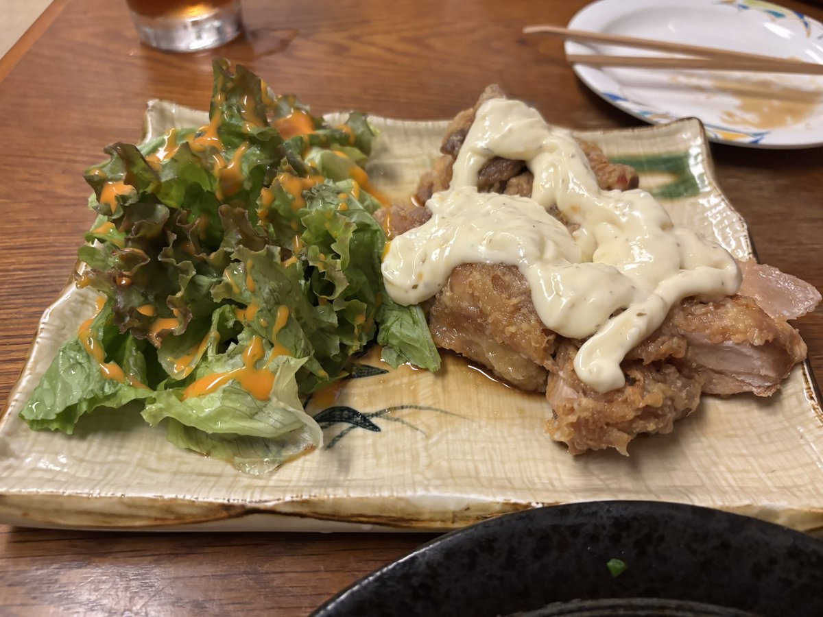 5年くらい一緒に居るのに初のサシ飲み！
アップルビル1階にある居酒屋美味しい！！