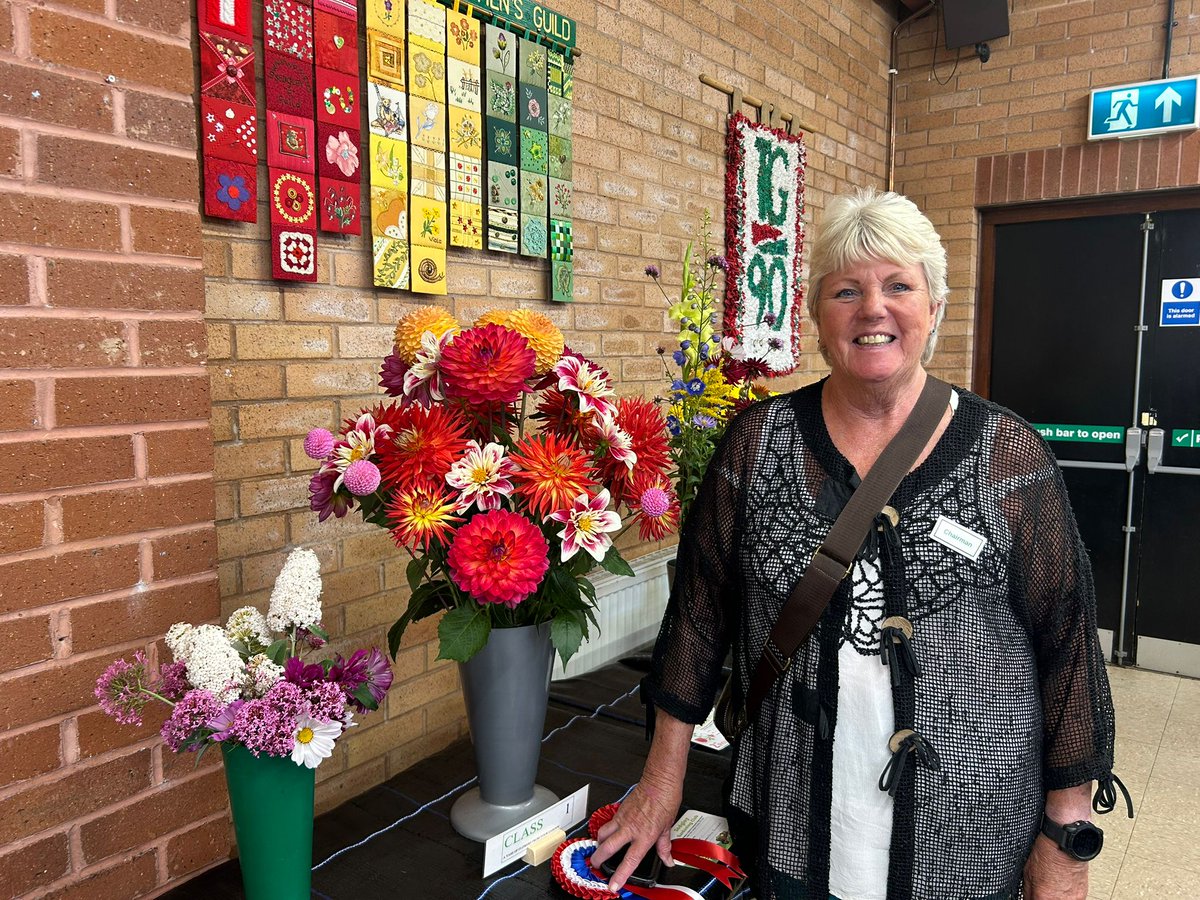 ConnectedDudley's tweet photo. Happening now! Come along and support Sedgley gardening club.  There's crafts, a singer, home made cake, wood turning  as well as flowers and produce https://t.co/kMvkPqKmXk