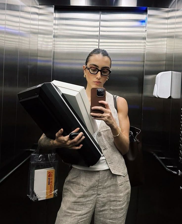 ceelune_'s tweet photo. the future is my priority https://t.co/M8Cs0rF6eD
