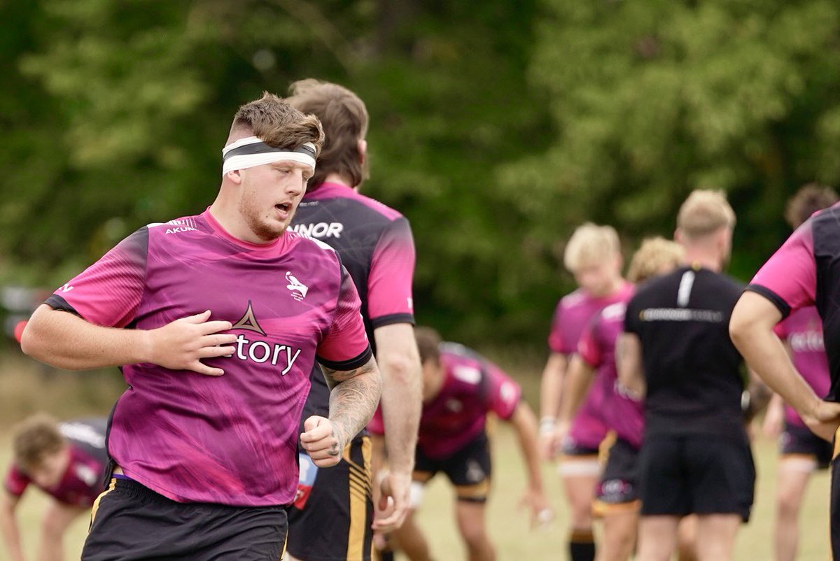 The first <a href="/ChinnorRFCThame/">Chinnor RFC Thame</a> pre-season game today. Trying out the Sony a7cii alongside my a9ii
